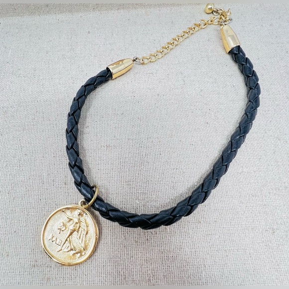 Vintage Kenneth Jay Lane Gold Tone Greek Goddess Athena Rope Necklace - Picture 7 of 11